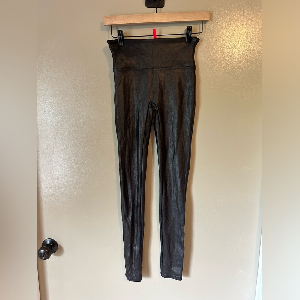 Spanx faux leather leggings size small